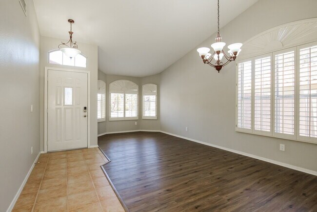 19251 N 79th Dr Glendale, AZ 85308 photo 5