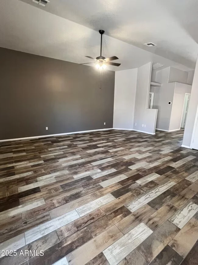 22264 Kingston Dr Maricopa, AZ 85138 photo 4
