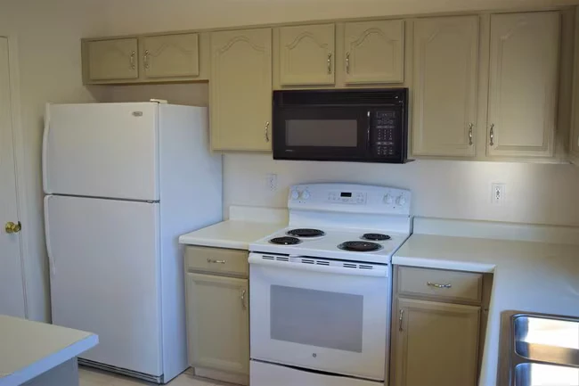13323 E Butler St Chandler, AZ 85225 photo 5
