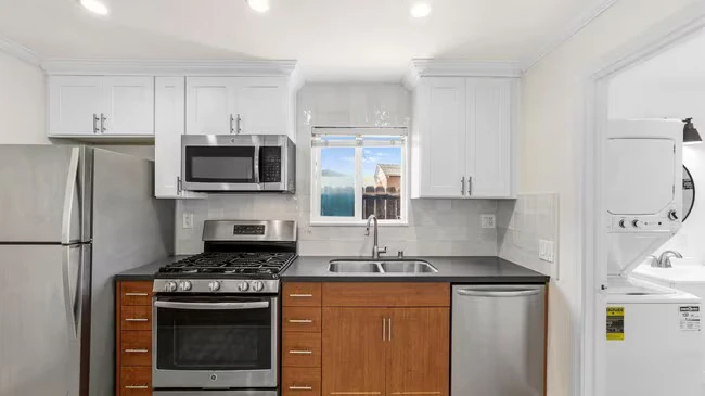 4429-31 36th St San Diego, CA 92116 photo 3