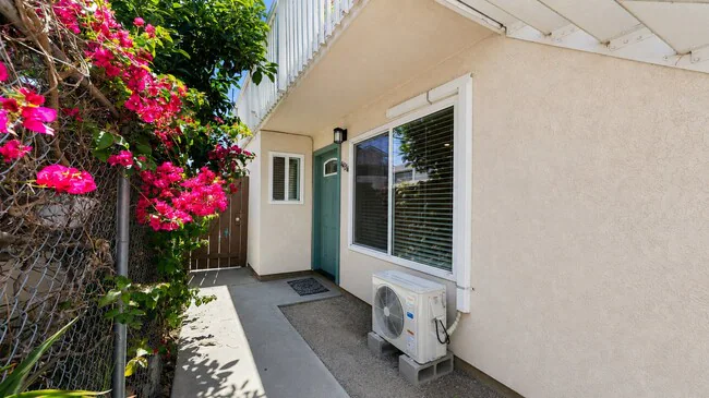 4429-31 36th St San Diego, CA 92116 photo 2