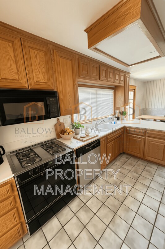 10045 Woodpark Dr Santee, CA 92071 photo 4