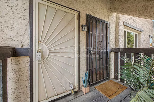 1927 E Hampton Ave Mesa, AZ 85204 photo 3
