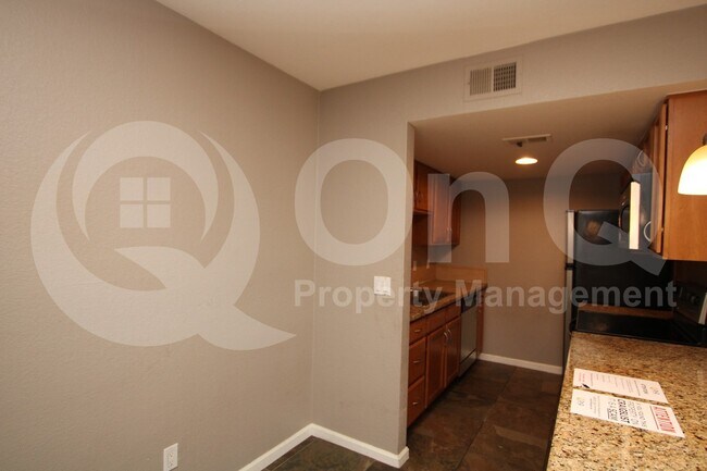 200 E Southern Ave Tempe, AZ 85282 photo 3