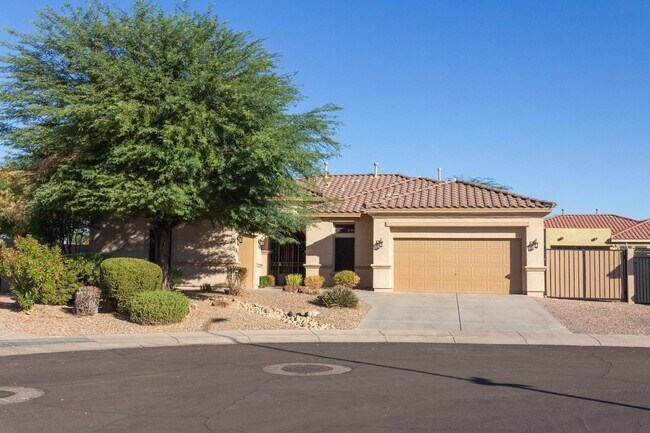 9864 W Echo Ln photo 2