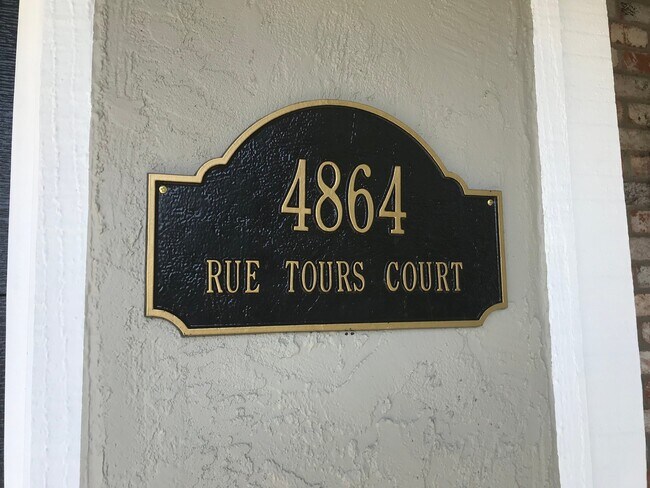 4BR/3BA Single Family House on Rue Tours Ct · San Jose photo 5