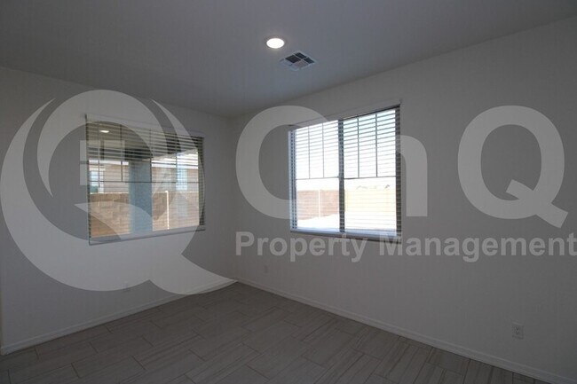 22950 E Bonanza Way Queen Creek, AZ 85142 photo 5