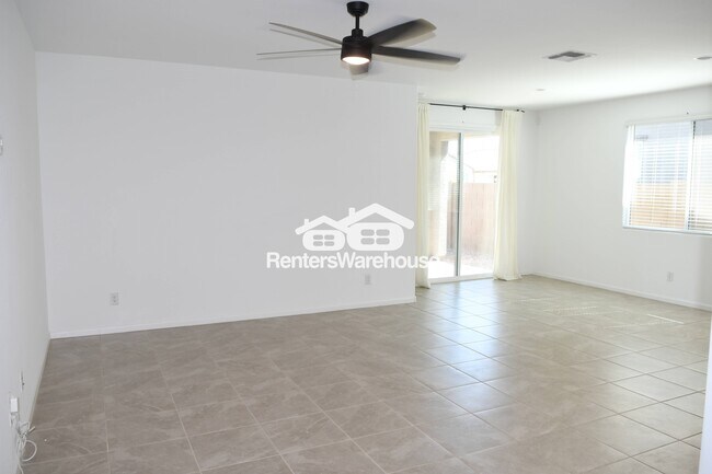 9449 W Montecito Ave Phoenix, AZ 85037 photo 5