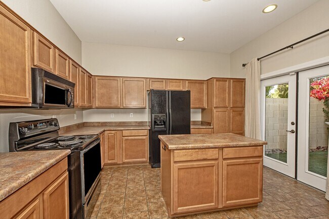 1102 W Glendale Ave Phoenix, AZ 85021 photo 5