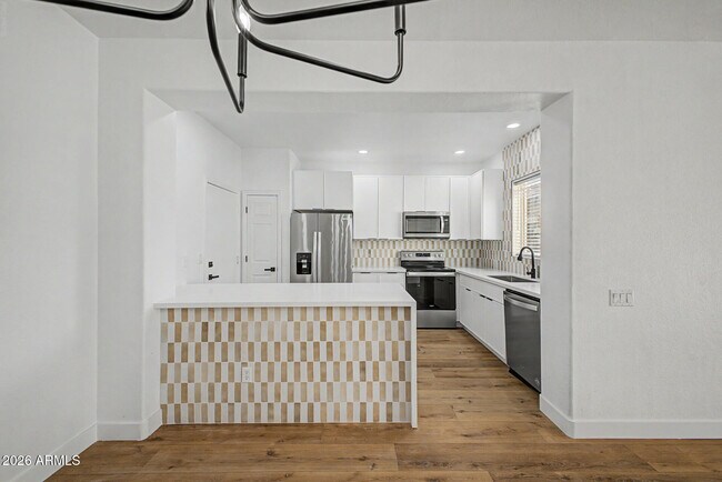 706 E Las Colinas Pl Chandler, AZ 85249 photo 5