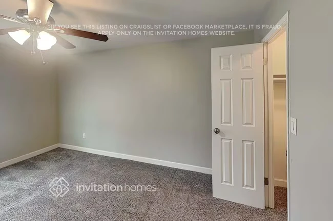 5424 S El Camino Dr Tempe, AZ 85283 photo 3