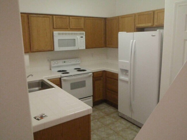 144 Everson Dr Santa Cruz, CA 95060 photo 5