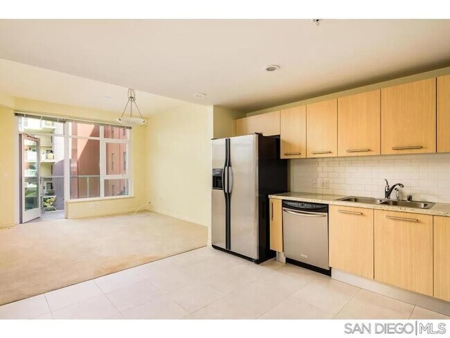 1431 Pacific Hwy San Diego, CA 92101