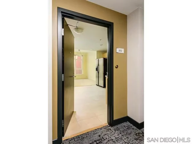 1431 Pacific Hwy San Diego, CA 92101 photo 2