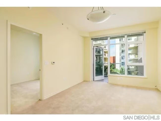 1431 Pacific Hwy San Diego, CA 92101 photo 3