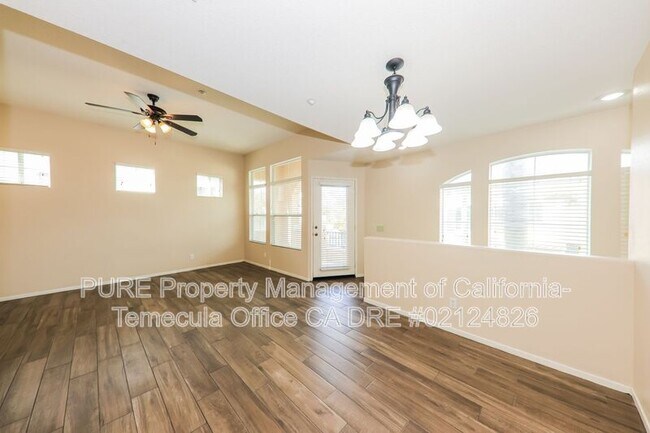 39282 Flamingo Bay Murrieta, CA 92563 photo 3
