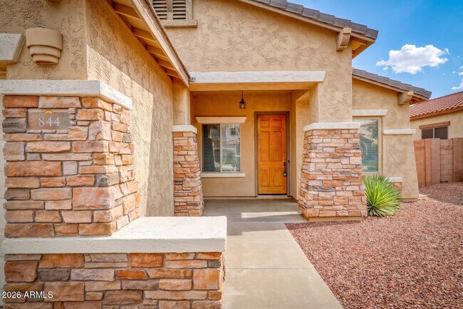 844 E Indian Wells Pl Chandler, AZ 85249 photo 4