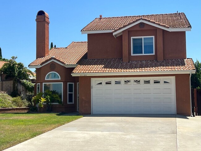 39780 Oak Cliff Dr Temecula, CA 92591 photo 2