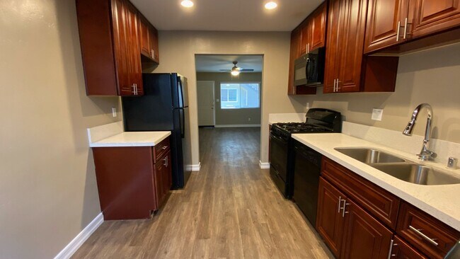 4245 Euclid Ave San Diego, CA 92115 photo 5