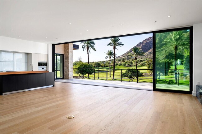4575 N Phoenician Blvd Scottsdale, AZ 85251 photo 3