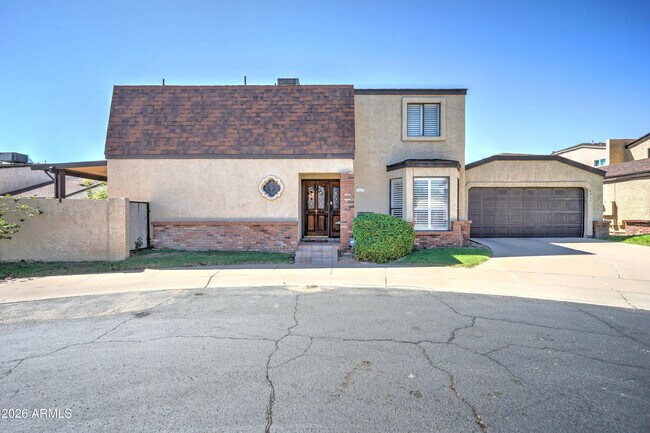 2511 E Shaw Butte Dr