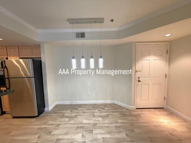 2530 Oak Rd Walnut Creek, CA 94597 photo 4