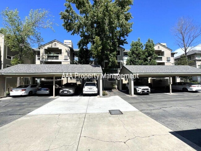 2530 Oak Rd Walnut Creek, CA 94597