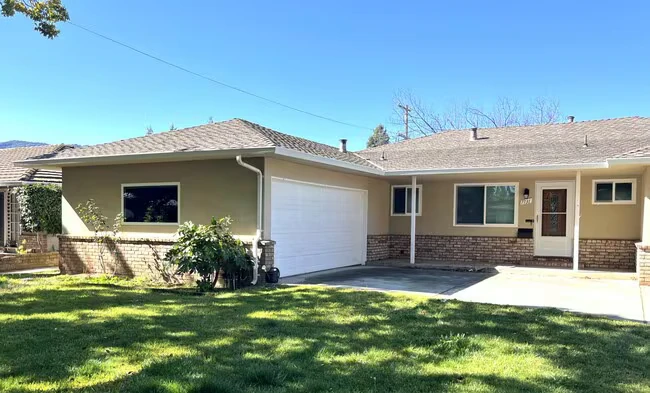 7731 Filice Dr Gilroy, CA 95020 photo 3