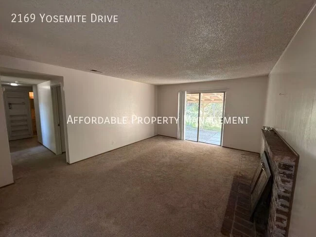 2169 Yosemite Dr Milpitas, CA 95035 photo 2