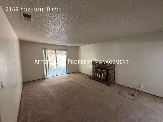 2169 Yosemite Dr Milpitas, CA 95035 photo 3
