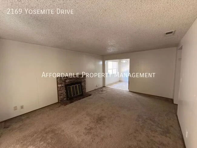 2169 Yosemite Dr Milpitas, CA 95035 photo 4