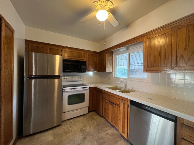 3968 Aragon Dr San Diego, CA 92115 photo 4