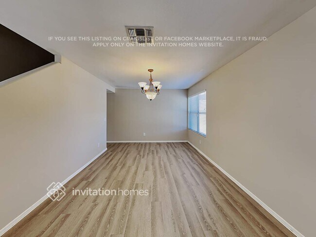 15823 W Port Au Prince Ln Surprise, AZ 85379 photo 5