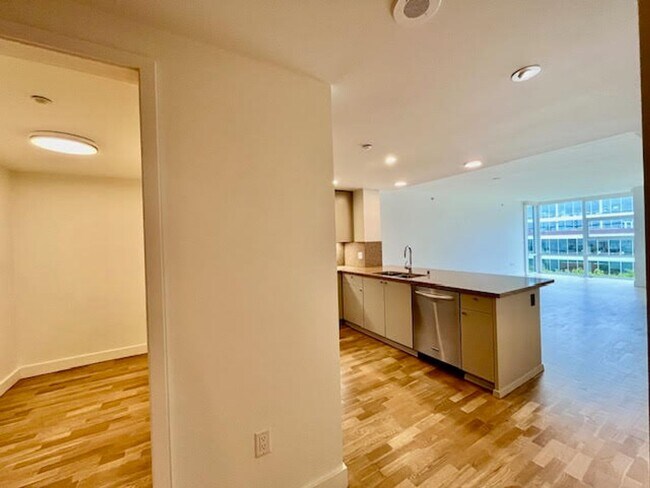 330 Mission Bay Boulevard North, San Francisco, CA 94158 photo 5