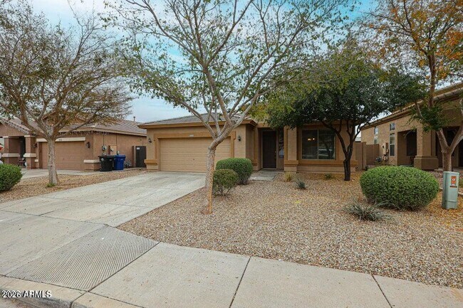 16183 W Winchcomb Dr photo 5