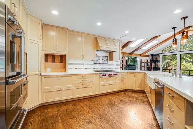24421 Summerhill Ave Los Altos, CA 94024 photo 5