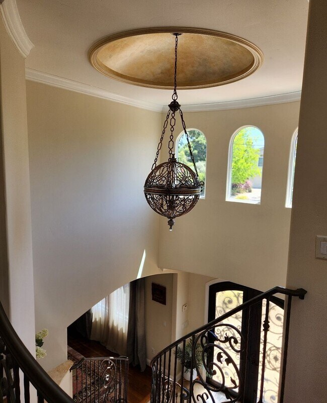 25875 Estacada Way Los Altos Hills, CA 94022 photo 4