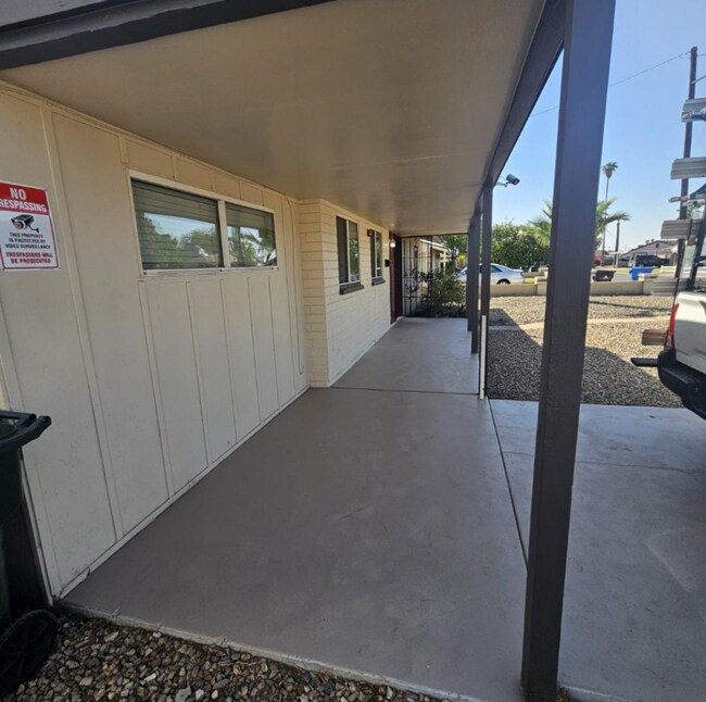 4619 E Almeria Rd Phoenix, AZ 85008 photo 3
