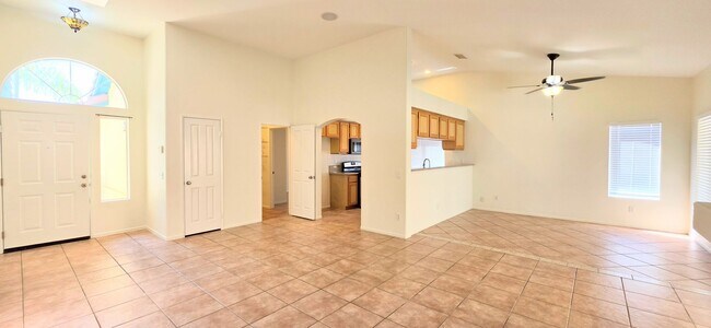 39879 N General Kearny Rd Temecula, CA 92591 photo 5