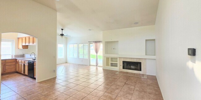 39879 N General Kearny Rd Temecula, CA 92591 photo 4