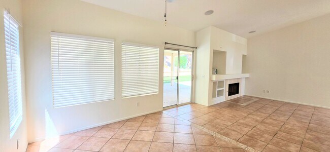 39879 N General Kearny Rd Temecula, CA 92591 photo 3