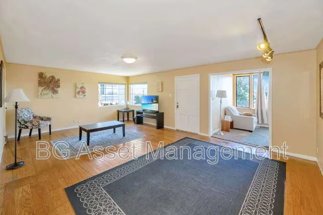 6606 Aqua Vista Ct Richmond, CA 94805 photo 3
