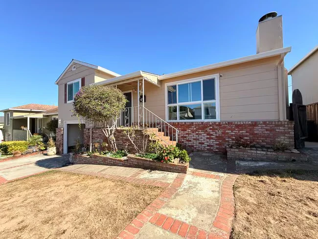 215 Hazelwood Dr South San Francisco, CA 94080 photo 2
