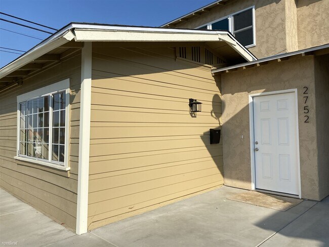 2752 Landis St San Diego, CA 92104