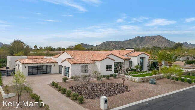 5353 E Sanna St Paradise Valley, AZ 85253 photo 2