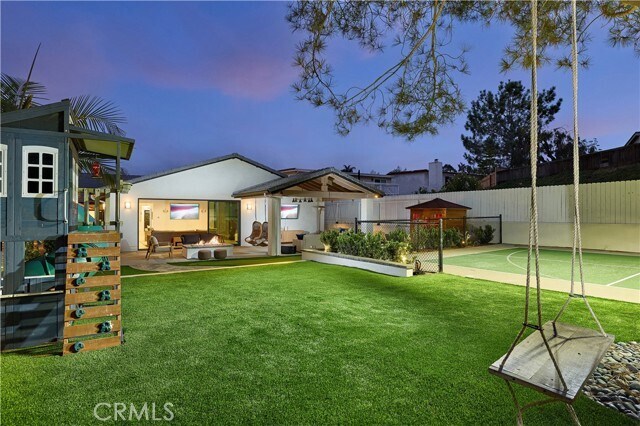 2140 Mountain Vista Dr Encinitas, CA 92024 photo 2