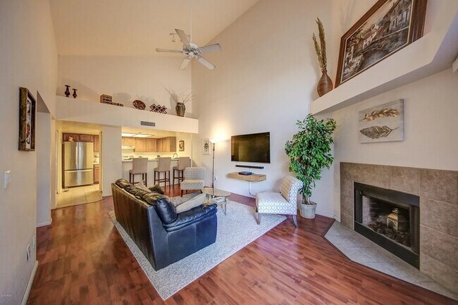 1111 W Summit Pl Chandler, AZ 85224 photo 4