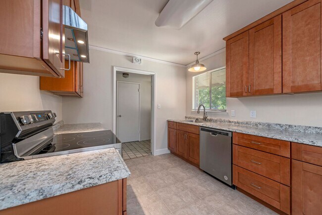4517 Catalina Dr San Jose, CA 95129 photo 3