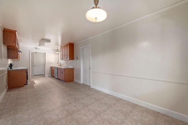 4517 Catalina Dr San Jose, CA 95129 photo 4