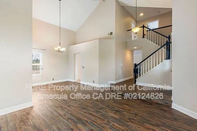 24556 Leafwood Dr Murrieta, CA 92562 photo 4